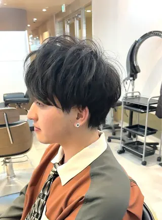 メンズ HARUKI  MINATO Japan広島紙屋町店所属・hmj紙屋町店 脊戸智志のヘアスタイル