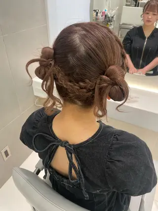 ヘアアレンジ ヘアセット🎀耳つぼ 👂💎MONAMIのヘアスタイル