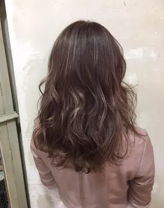 ロング カラー 森 早希絵のヘアスタイル