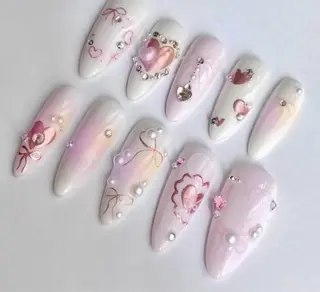 ネイル Kawaii Nail Salon所属・Kawaii-jp Tomisatoのネイルデザイン