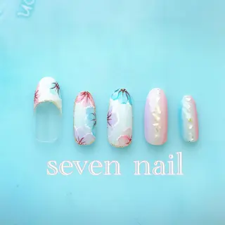 ネイル 名倉 なな子のネイルデザイン