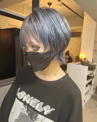 ショート ブリーチ/ウルフ ハッシュカット/石山のヘアスタイル