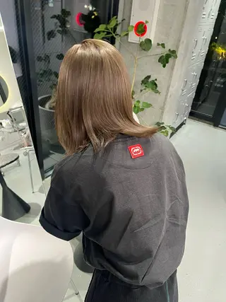 カラー 艶ブリーチ/表参道 ハイトーン /実乃梨のヘアスタイル