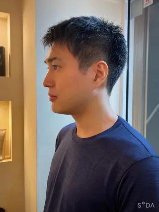 ショート EMBELLIR fleur【アンベリール フルー】所属・EMBELLIR マツナガカヨコのヘアスタイル