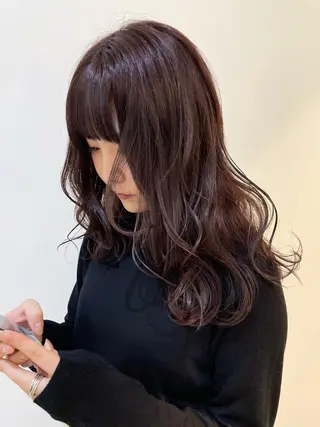 セミロング 井上 亜海のヘアスタイル