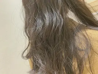 ロング カラー Sol所属・Sol. Sakihoのヘアスタイル