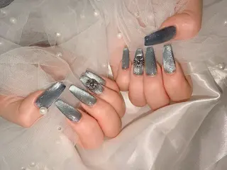 ネイル emuなんば HONOKAのネイルデザイン