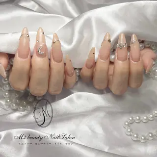 ネイル M2beauty Renaのネイルデザイン