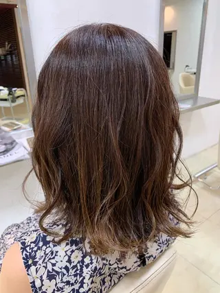 カラー 加藤 菜々香のヘアスタイル