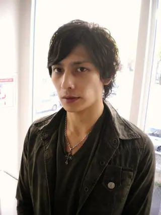 カラー パーマ メンズ パピヨンロゼ カラー特化/ブリーチのヘアスタイル