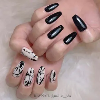 ネイル Arowa 伊田のネイルデザイン