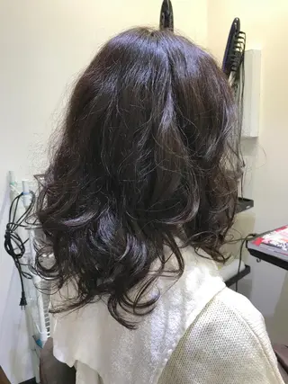 ミディアム カラー パーマ Renatus店長 金子裕美のヘアスタイル