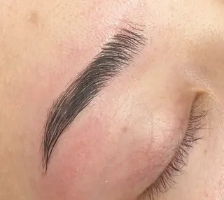 アイブロウ GO TODAY SHAiRE SALON新宿Ciel店所属・kaede アイブロウ🫧まつパの眉毛・アイブロウイメージ