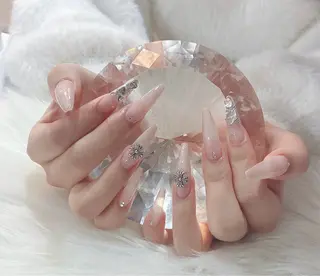 ネイル LoaChaton kaeのネイルデザイン