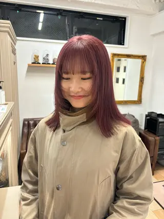 ミディアム カラー オリーブ/縮毛♡ Natsuno🩰のヘアスタイル