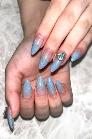 ロング ネイル MADIA 横浜所属・池上 優希のネイルデザイン