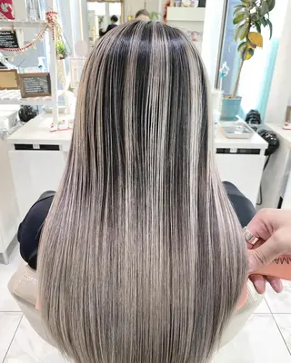 セミロング カラー 山崎俊輔/髪質改善 /バレイヤージュのヘアスタイル