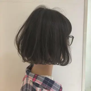 ショート ケリーズグリーン所属・ボブ/艶ハイトーン 森田/嵩士のヘアスタイル