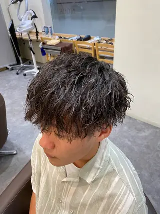 パーマ メンズ メンズ特化LIBER 石川玲央のヘアスタイル