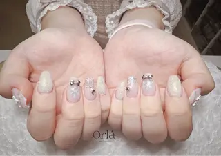 ミディアム Orla nail salonのネイルデザイン