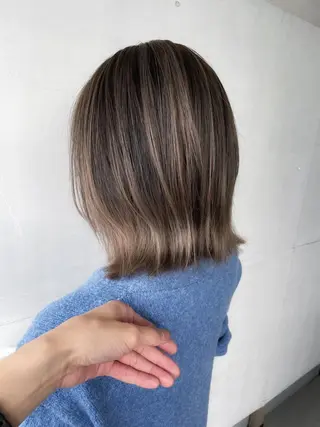 ミディアム カラー かわさき ともやのヘアスタイル