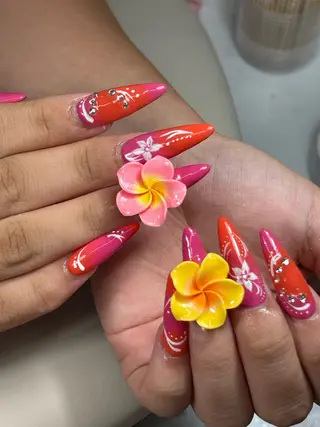 ネイル HAN 168のネイルデザイン