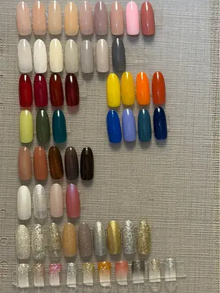 ネイル 三藤 可南子のネイルデザイン