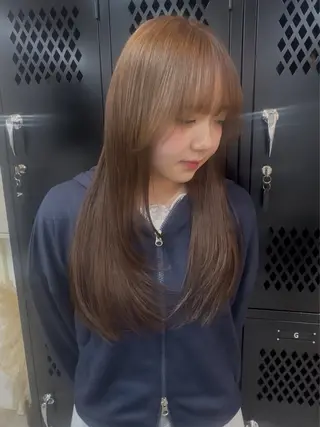 ロング 柏井 陽菜のヘアスタイル