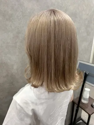 ミディアム カラー 廣瀬 あずさのヘアスタイル