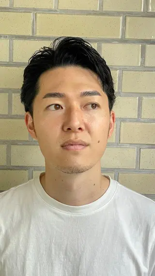 メンズ アイブロウ メンズ眉毛ワックス 青山英憲のヘアスタイル