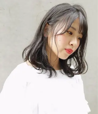 ミディアム パーマ ヘアアレンジ ⭐️𝑭𝑰𝑳𝑴𝑶𝑹𝑴𝑨𝑳𝑬⭐️【フィルモルメール】所属・トレンドヘア🩶 艶髪🩶yoshiのヘアスタイル