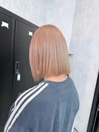 ショート カラー 🌺ハイトーン🌺 矢葺 なぎさ🌺🌺のヘアスタイル