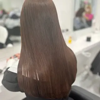 ロング カラー 🫧うる艶トレンド 🫧透明感カラーのヘアスタイル