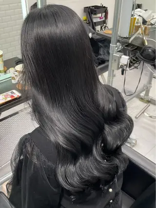 ロング 吉田 璃玖のヘアスタイル