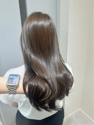 ロング 佐藤 祐佳のヘアスタイル