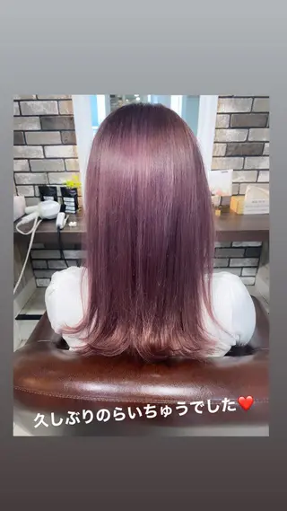 ミディアム Re:MAKE所属・ジャニヲタ美容師 推しカラー中平海帆のヘアスタイル