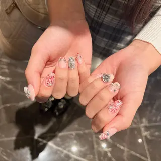 ネイル EmaNail天満橋店所属・EmaNail Risaのネイルデザイン