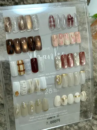 ネイル alumu所属・柳瀬 亜未のネイルデザイン