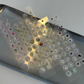 iplus✴ まつげ、眉毛、耳つぼのマツエク・マツパデザイン