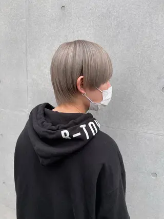 ショート カラー メンズ 白取 星矢のヘアスタイル