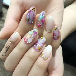 ネイル Lysmite所属・岩本 美香のネイルデザイン