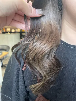 ロング カラー Felice Erikaのヘアスタイル