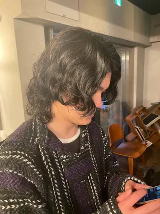 ミディアム パーマ メンズ 國井 廉のヘアスタイル