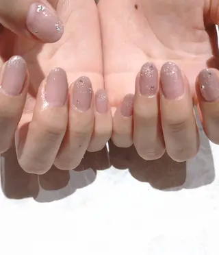 ネイル 會田 瑠衣のネイルデザイン