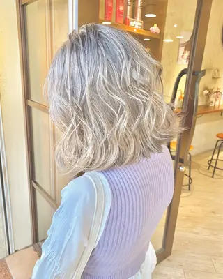 ミディアム 日野 和也のヘアスタイル