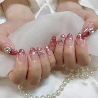 ネイル Raviy イオンモール成田店所属・菅谷 百花のネイルデザイン