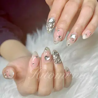 ネイル 大澤 瞳のネイルデザイン