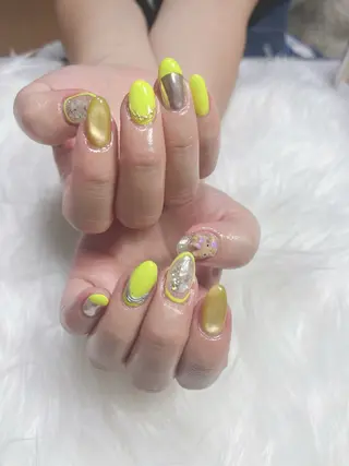 ネイル プライベートサロン WhiteLightのネイルデザイン