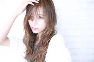 ロング カラー パーマ ヘアアレンジ カルラ　蒲田店所属・大久保寿高✨ なりたい色を叶える✨のヘアスタイル