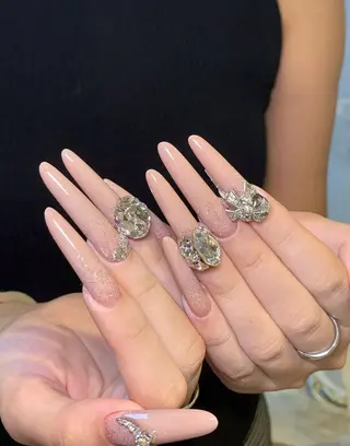 ネイル Hanni Nail Salon所属・Hanni ハンのネイルデザイン